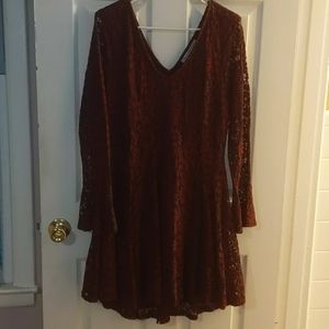 Bell sleeve lace dress